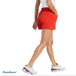 ATHLETA Trekkie Paper Bag Short